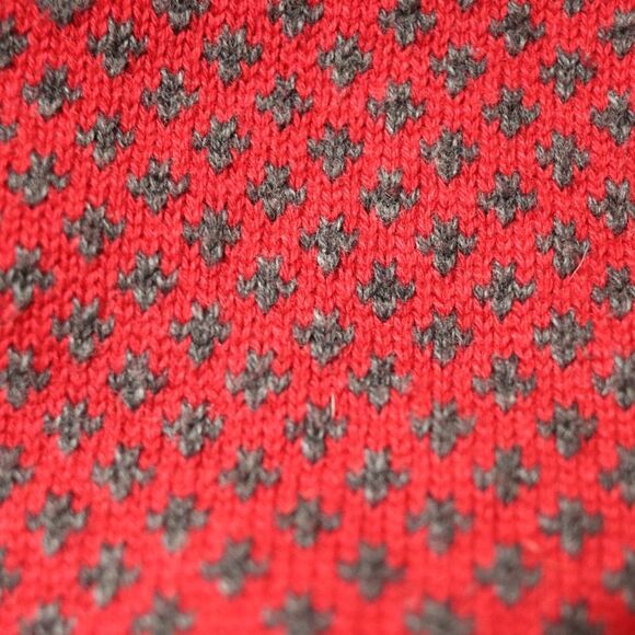 Weather Proof Red Print Sweater 100% Cotton Medium - Picture 4 of 9